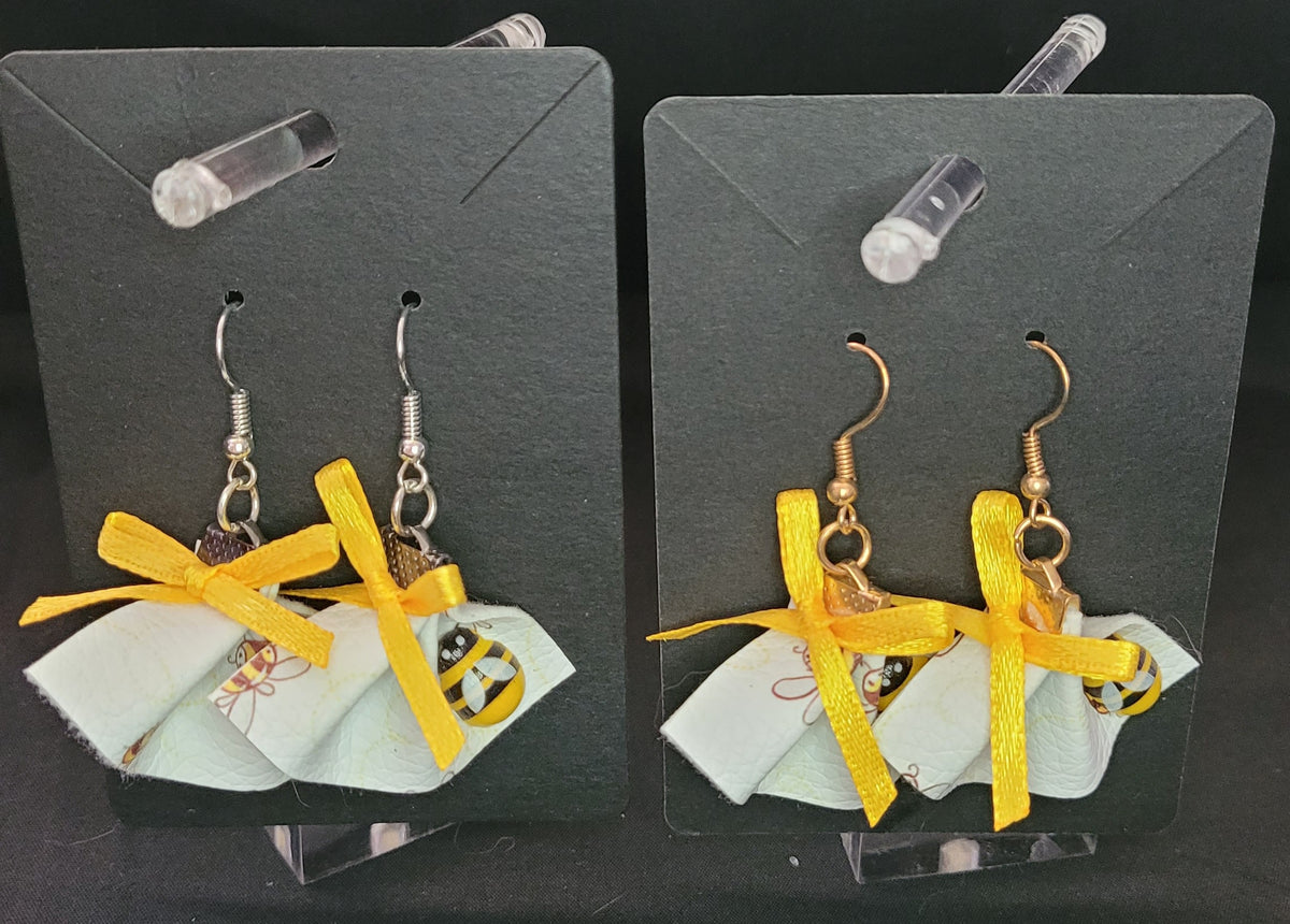 "Bee-utiful" earrings